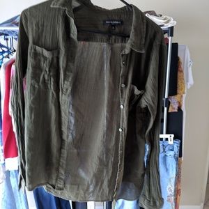 Banana Republic long sleeve button shirt green